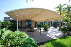 Tenda membran Aula