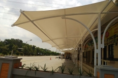 Tenda membran kawasan pabrik